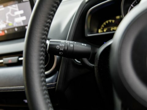 Mazda 2 1.5 Skyactiv-g Sport Nav Euro 6 Ss Red #16