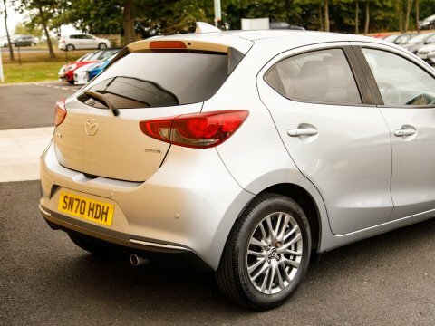 Mazda 2 1.5 Skyactiv-g Sport Nav Euro 6 Ss Red #8
