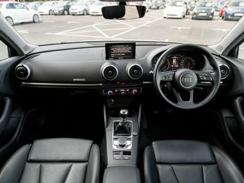 Audi A3 A3 Sportback 30 Tfsi Sport White #3
