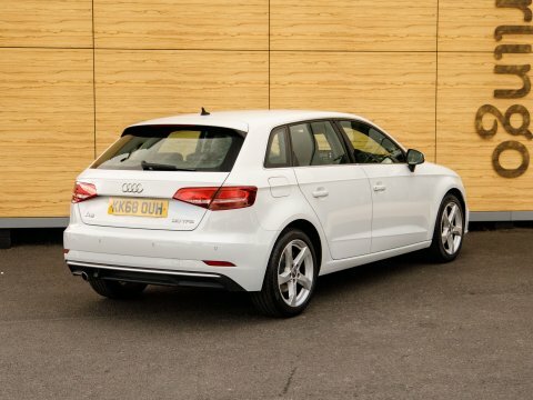 Audi A3 A3 Sportback 30 Tfsi Sport White #2