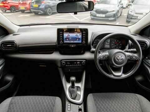 Toyota Yaris Hatchback Brown #3