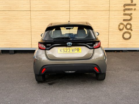 Toyota Yaris Hatchback Brown #6