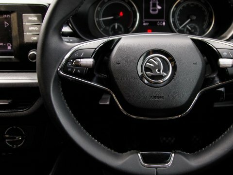 Skoda Fabia 1.0 Tsi Colour Edition Silver #18