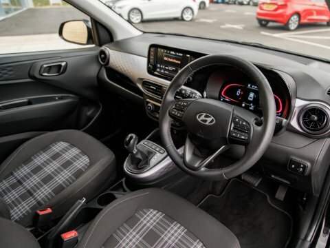 Hyundai I10 Hatchback Black #4