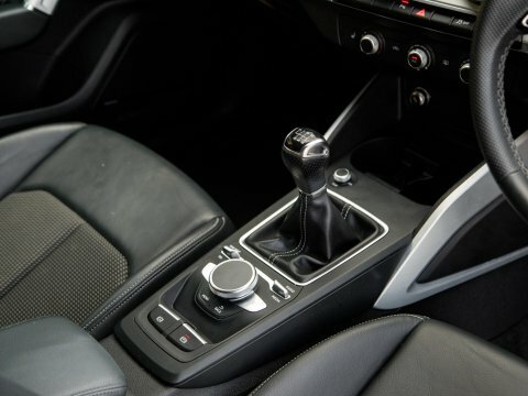 Audi Q2 S Line 35 Tfsi 150 Ps S Tronic Grey #37