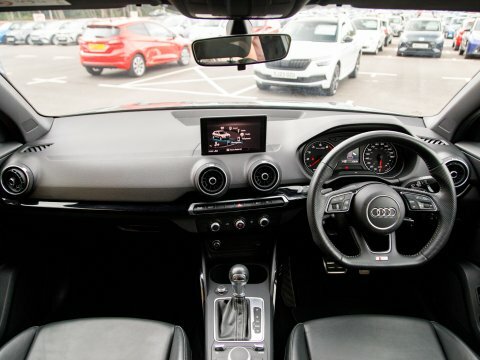 Audi Q2 Suv Grey #3