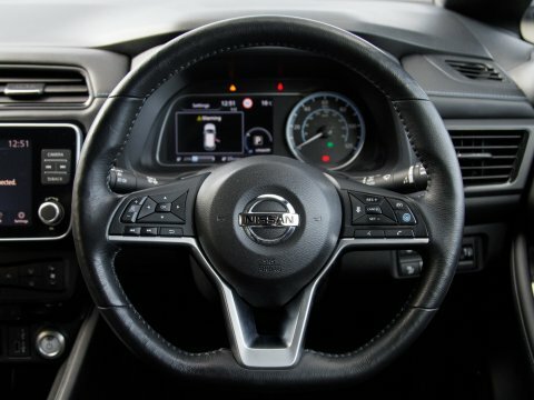 Nissan Leaf 110Kw N-connecta 40Kwh Black #20