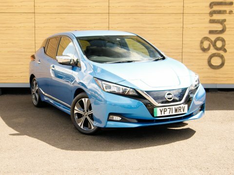 Nissan Leaf Hatchback Blue
