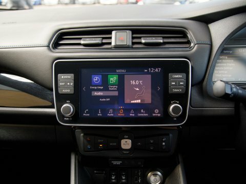 Nissan Leaf 110Kw N-connecta 40Kwh Black #21