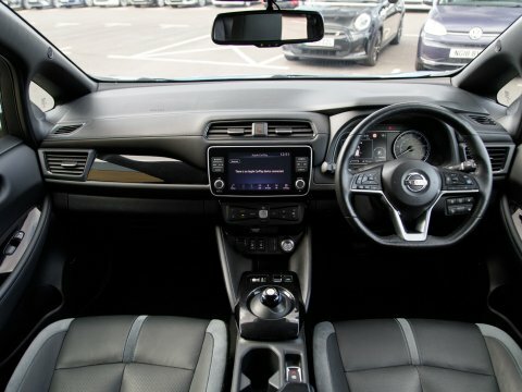 Nissan Leaf Hatchback Blue #3