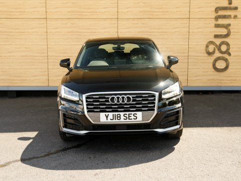 Audi Q2 Suv Black #5