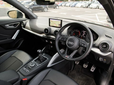 Audi Q2 Suv Black #4