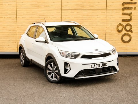 Kia Stonic Suv White