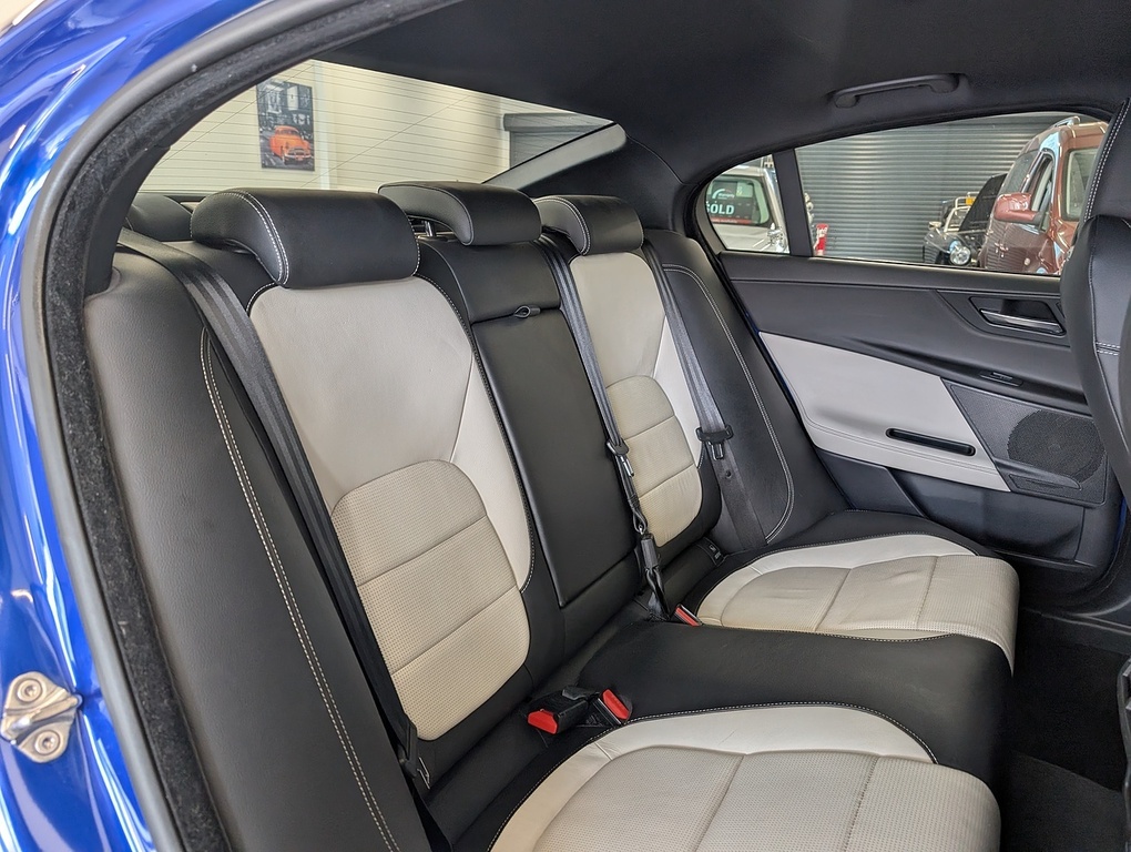 Jaguar XE Gtdi R-sport Blue #6
