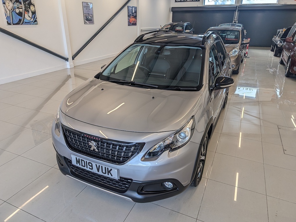 Peugeot 2008 Puretech Gt Line Grey #2