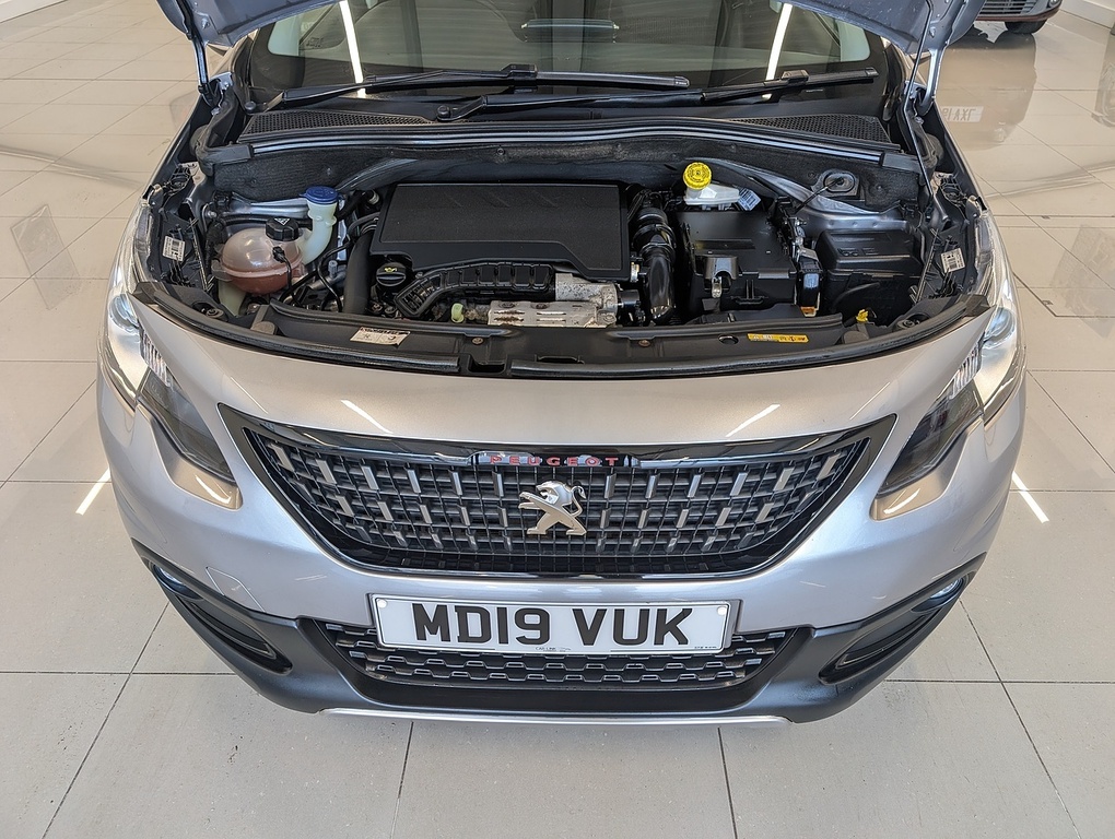 Peugeot 2008 Puretech Gt Line Grey #5