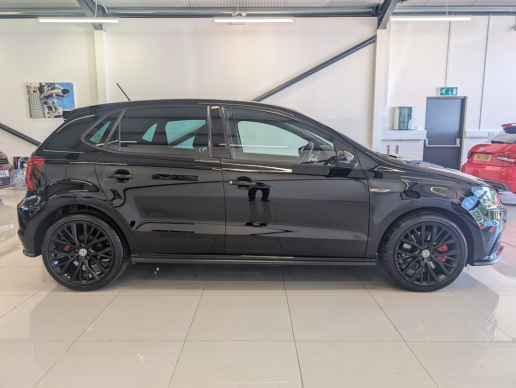 Volkswagen Polo Tsi Bluemotion Tech Gti Black #6