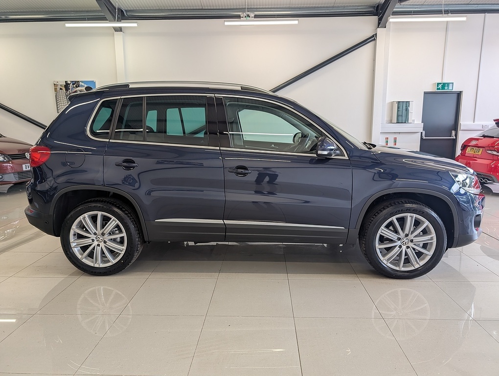 Volkswagen Tiguan Tdi Bluemotion Tech Match Edition HJ16EYT Blue #6