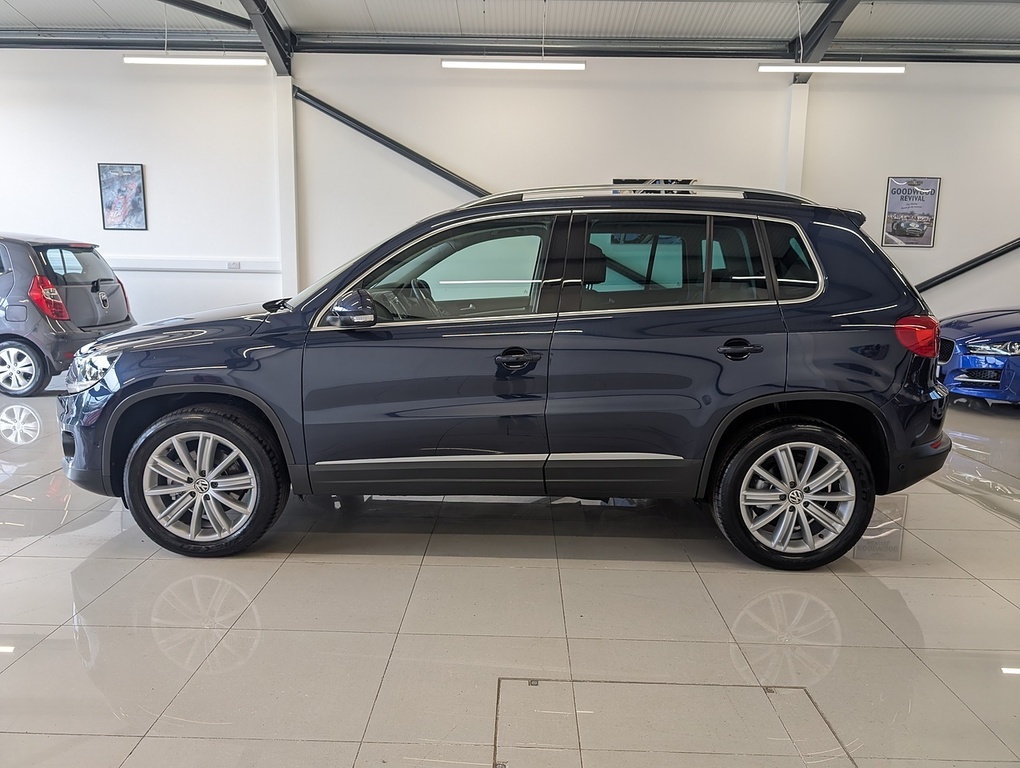 Volkswagen Tiguan Tdi Bluemotion Tech Match Edition HJ16EYT Blue #3
