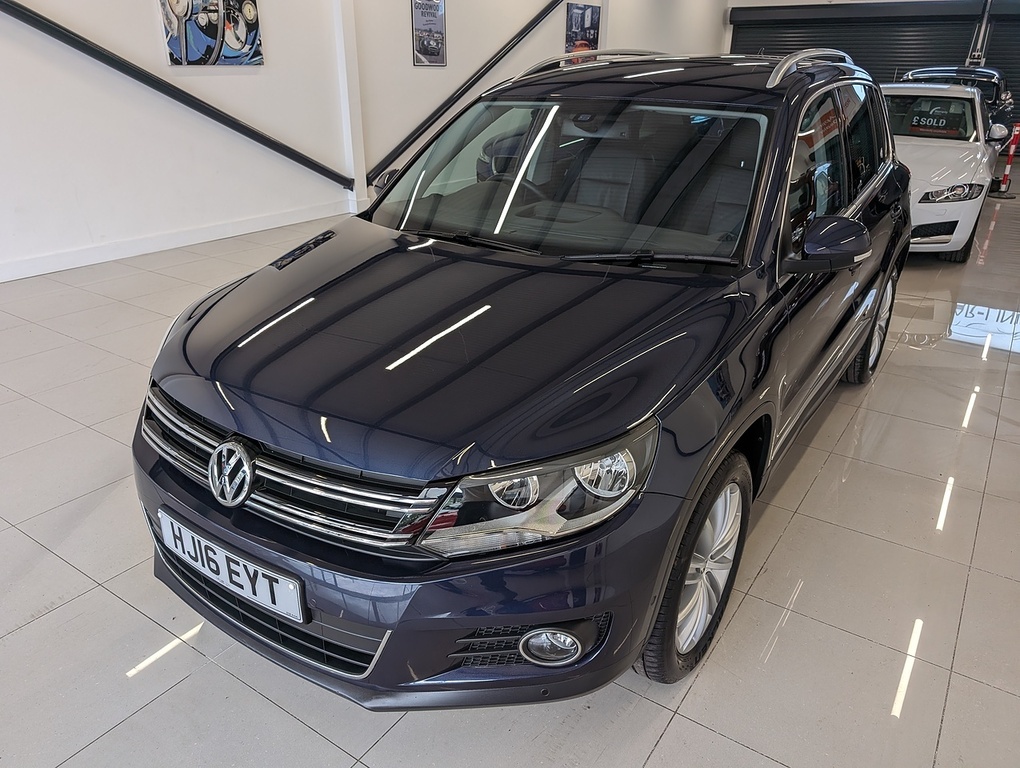 Volkswagen Tiguan Tdi Bluemotion Tech Match Edition HJ16EYT Blue #2