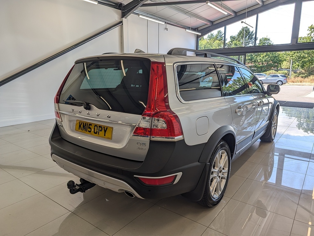 Volvo XC70 2.4 D5 Se Lux Awd 220 Bhp Brown #31