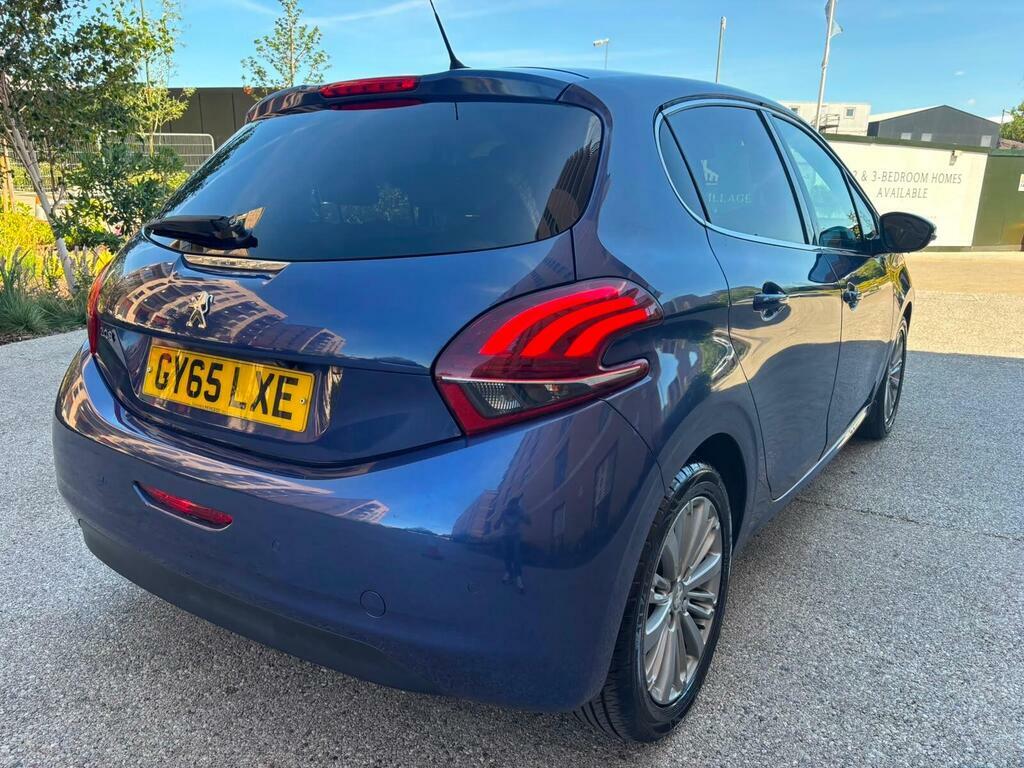 Peugeot 208 1.6 Bluehdi 100 Gt Line Red #23