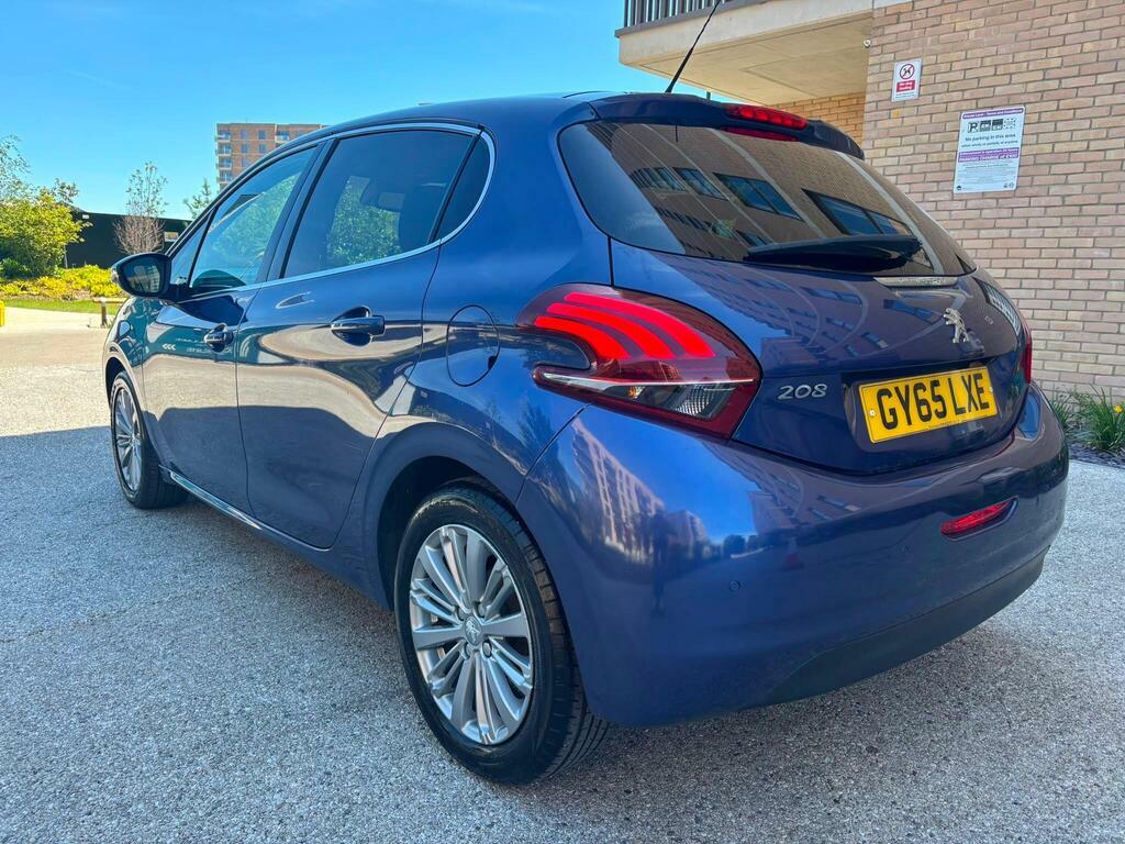 Peugeot 208 1.6 Bluehdi 100 Gt Line Red #18