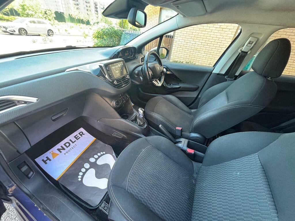 Peugeot 208 1.6 Bluehdi 100 Gt Line Red #46