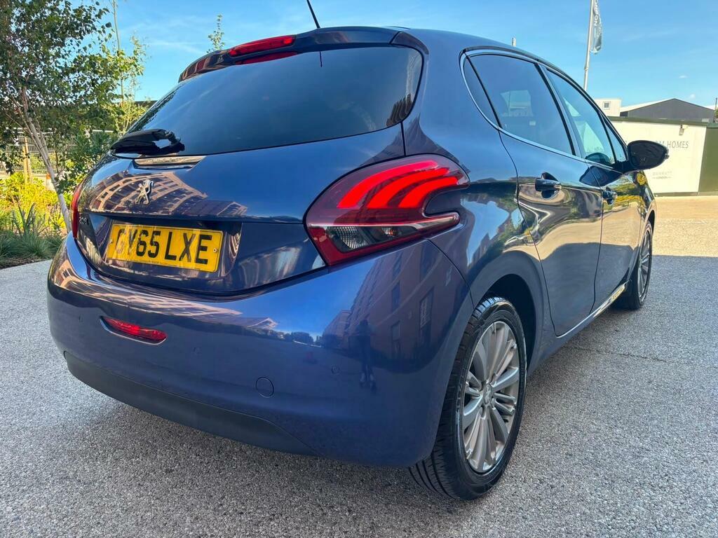 Peugeot 208 1.6 Bluehdi 100 Gt Line Red #24