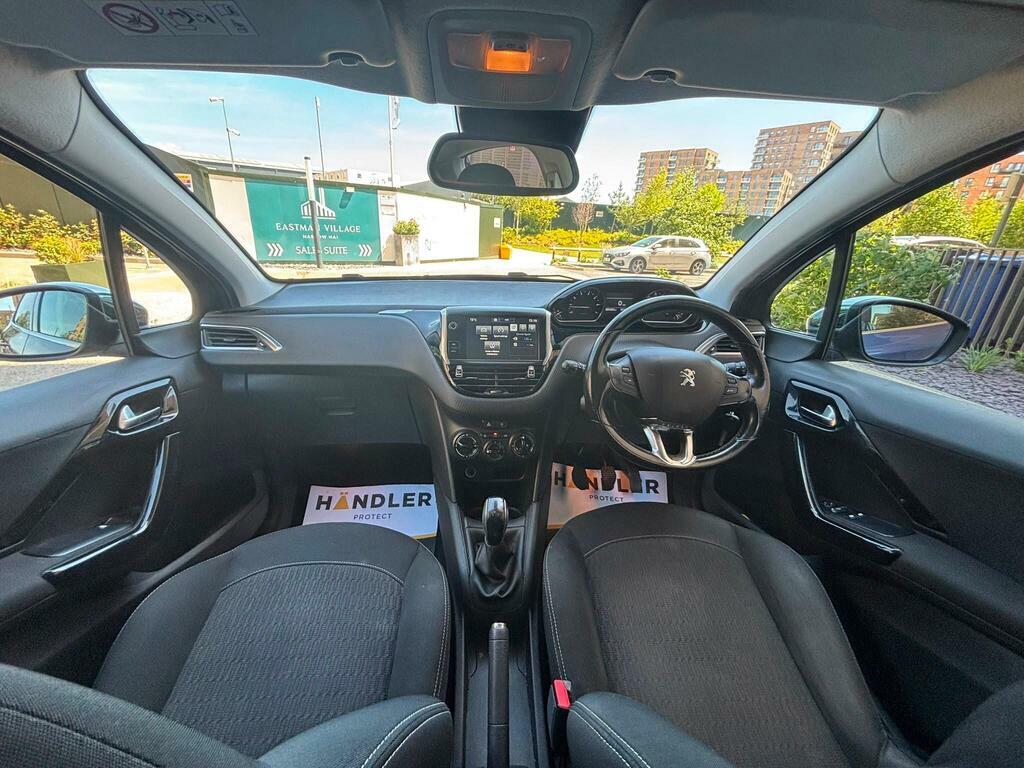 Peugeot 208 1.6 Bluehdi 100 Gt Line Red #4
