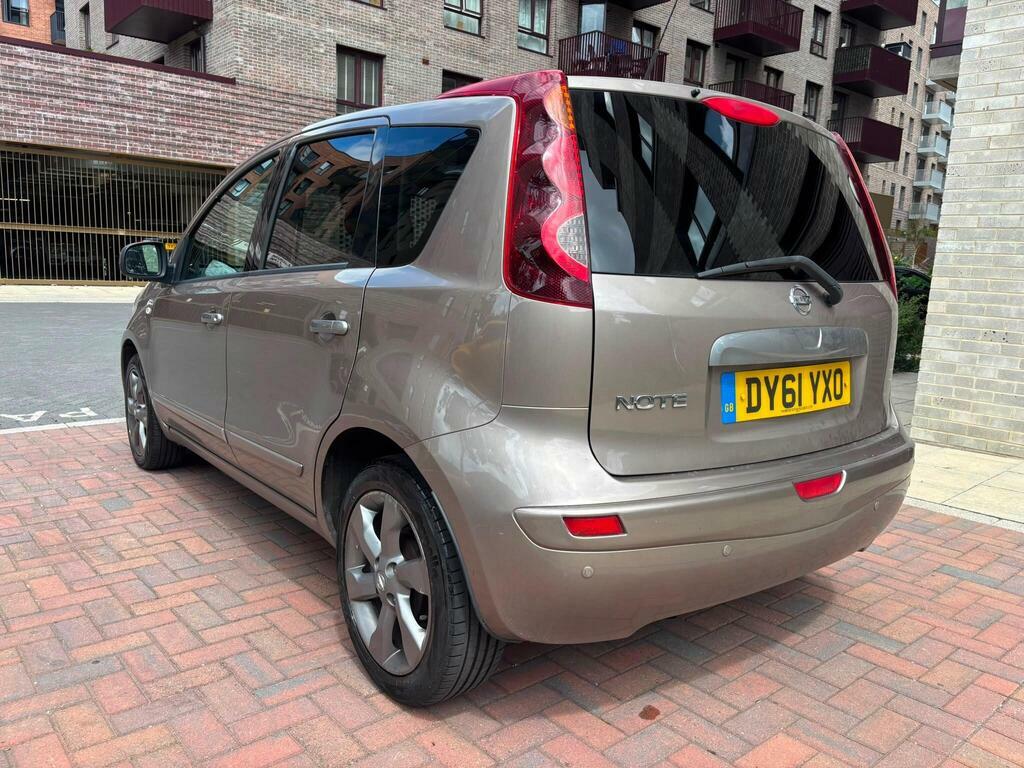 Nissan Note 1.6 16V N-tec Euro 5 Beige #2