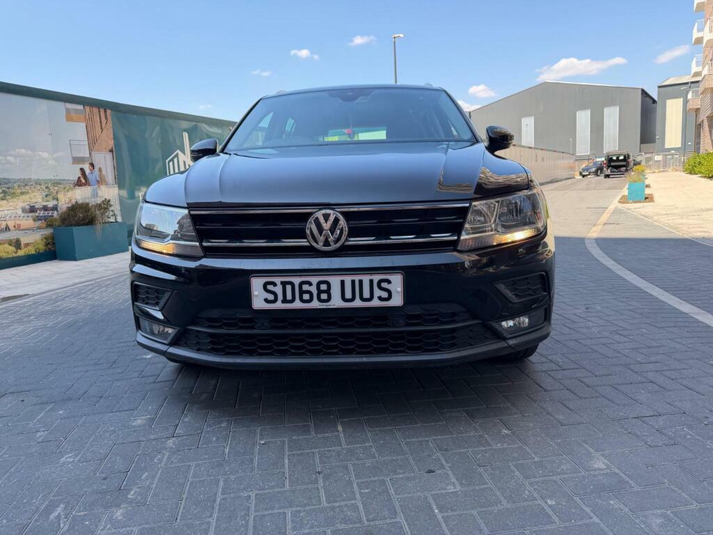 Volkswagen Tiguan 2.0 Tdi Se Navigation Euro 6 S S Black #6