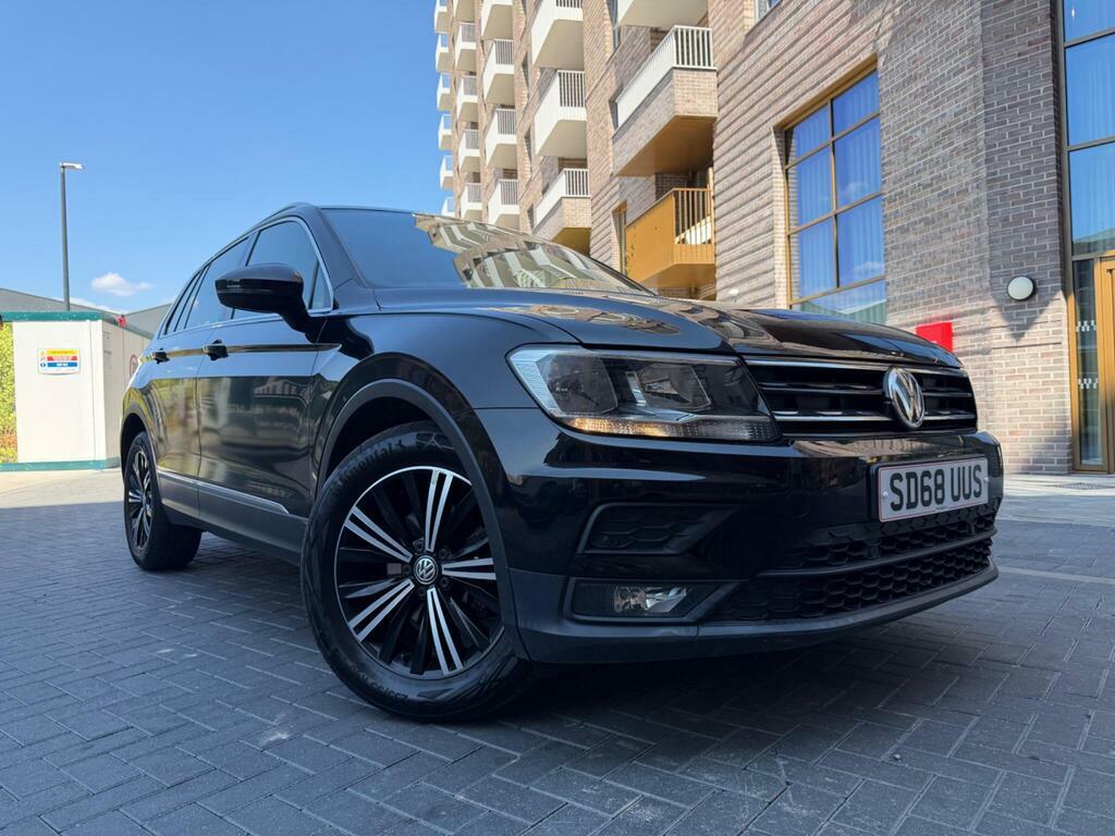 Volkswagen Tiguan 2.0 Tdi Se Navigation Euro 6 S S Black