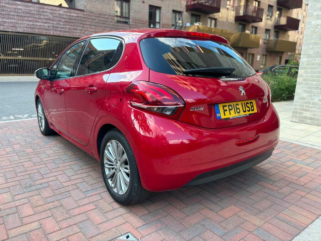 Peugeot 208 1.2 Puretech Allure Euro 6 Red #2