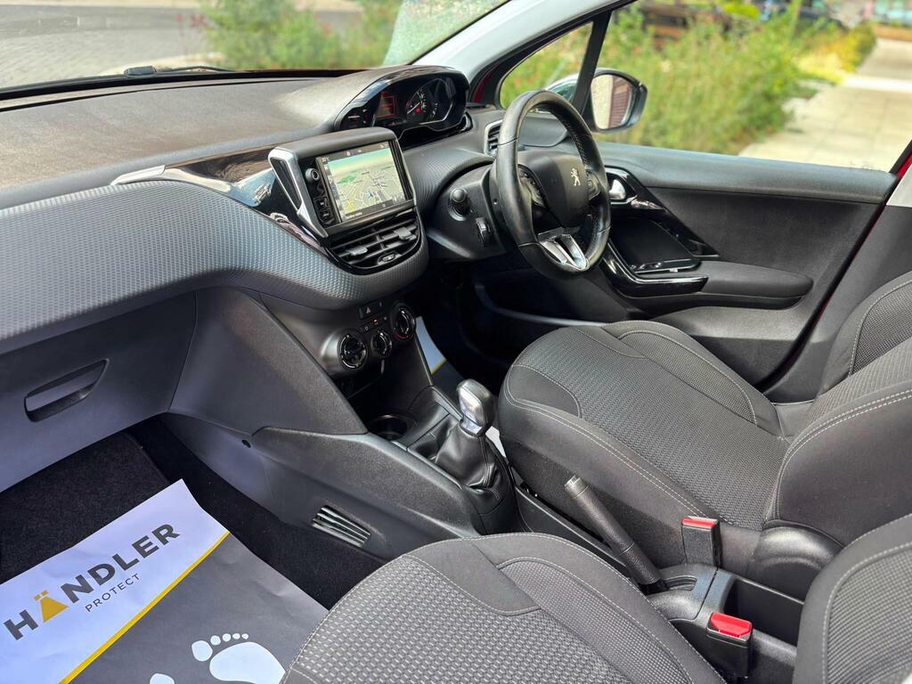 Peugeot 208 1.2 Puretech Allure Euro 6 Red #3