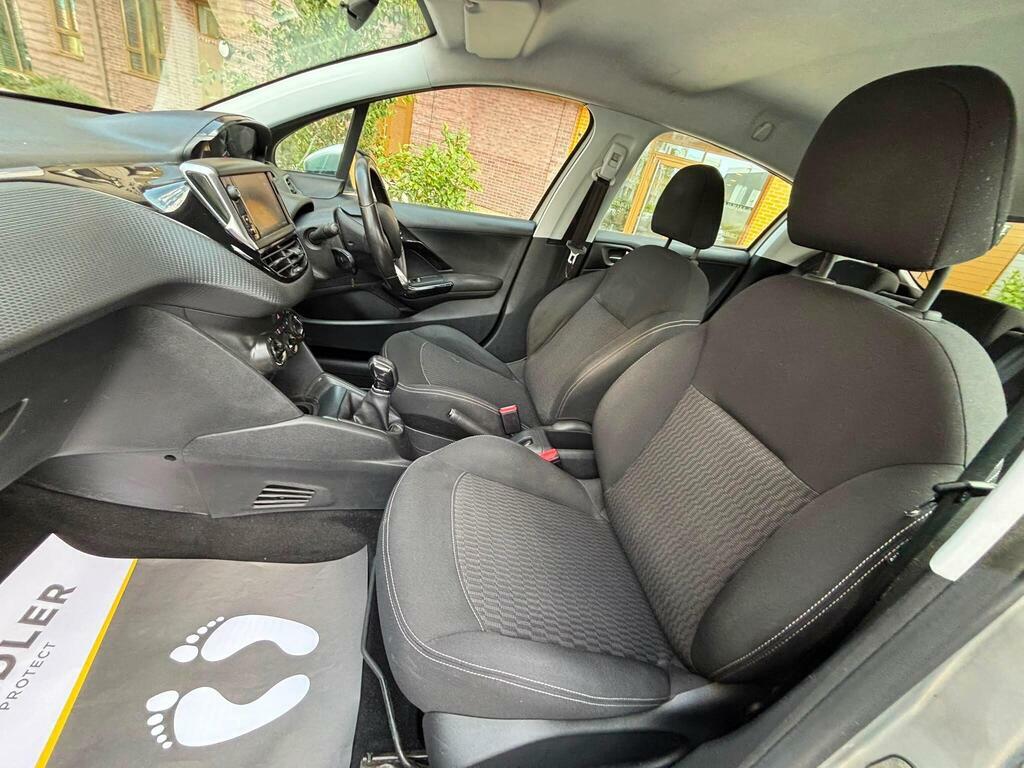 Peugeot 208 1.2 Active 82 Bhp Grey #51
