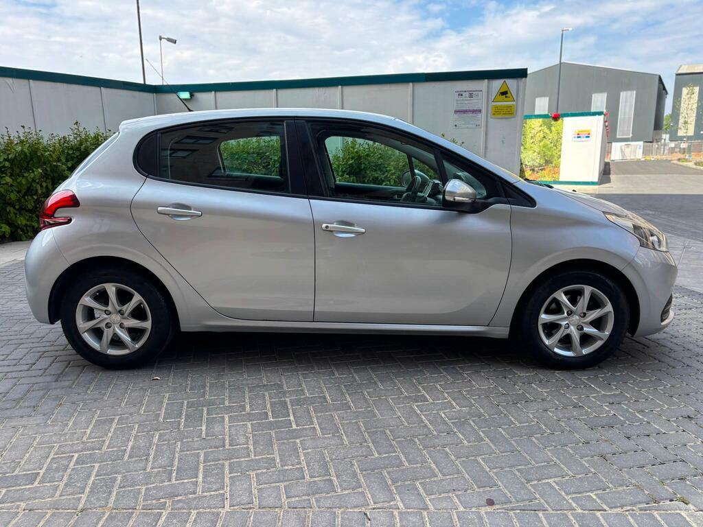 Peugeot 208 1.2 Active 82 Bhp Grey #26