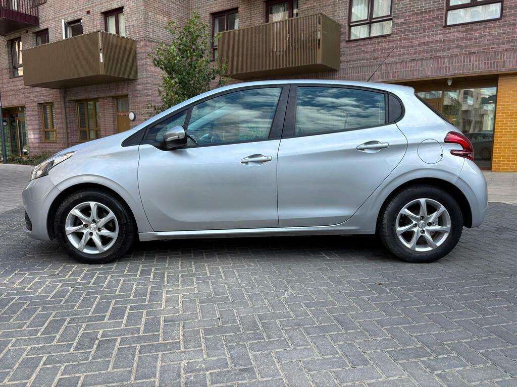 Peugeot 208 1.2 Active 82 Bhp Grey #24