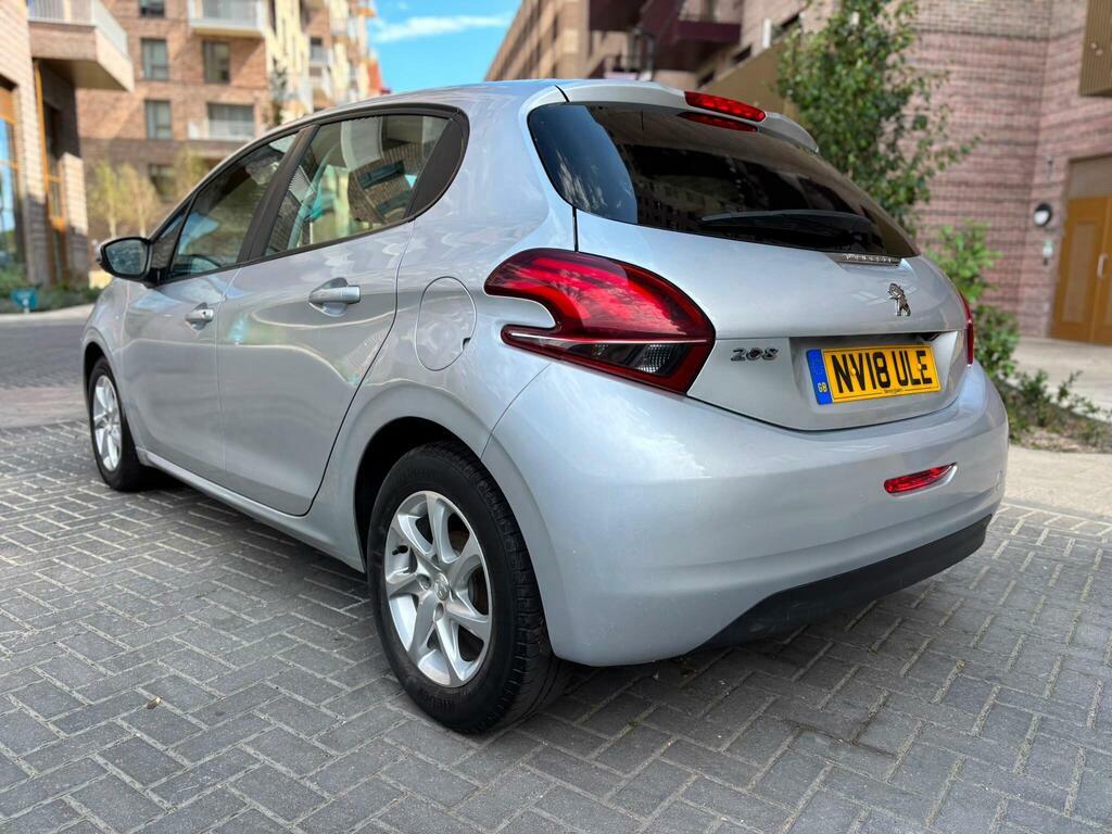 Peugeot 208 1.2 Puretech Active Euro 6 S S Silver #2