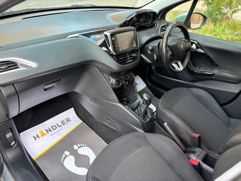 Peugeot 208 1.2 Puretech Active Euro 6 S S Silver #3
