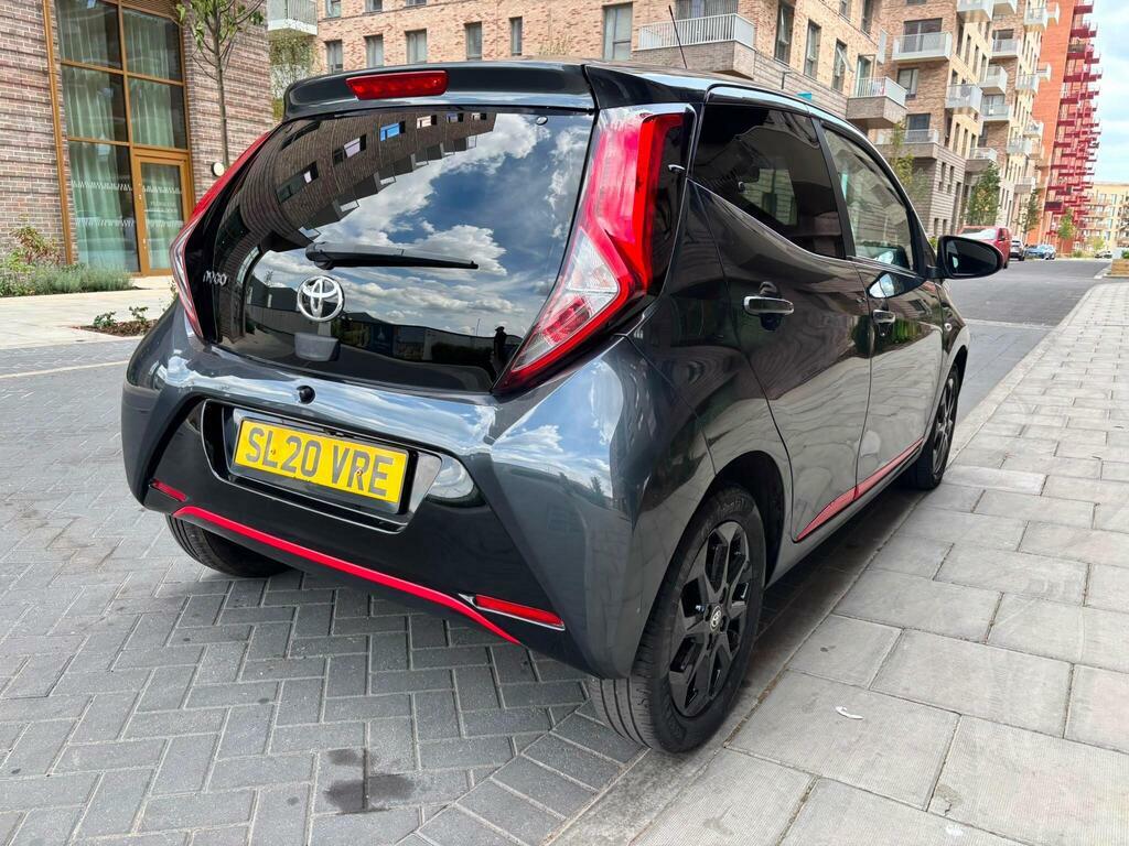 Toyota Aygo 1.0 Vvt-i X-trend Funroof X-shift Euro 6 Grey #2