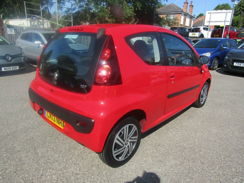 Peugeot 107 1L Active Red #4