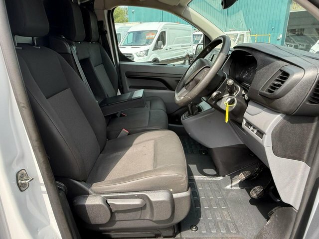 Citroen Dispatch Manual White #5
