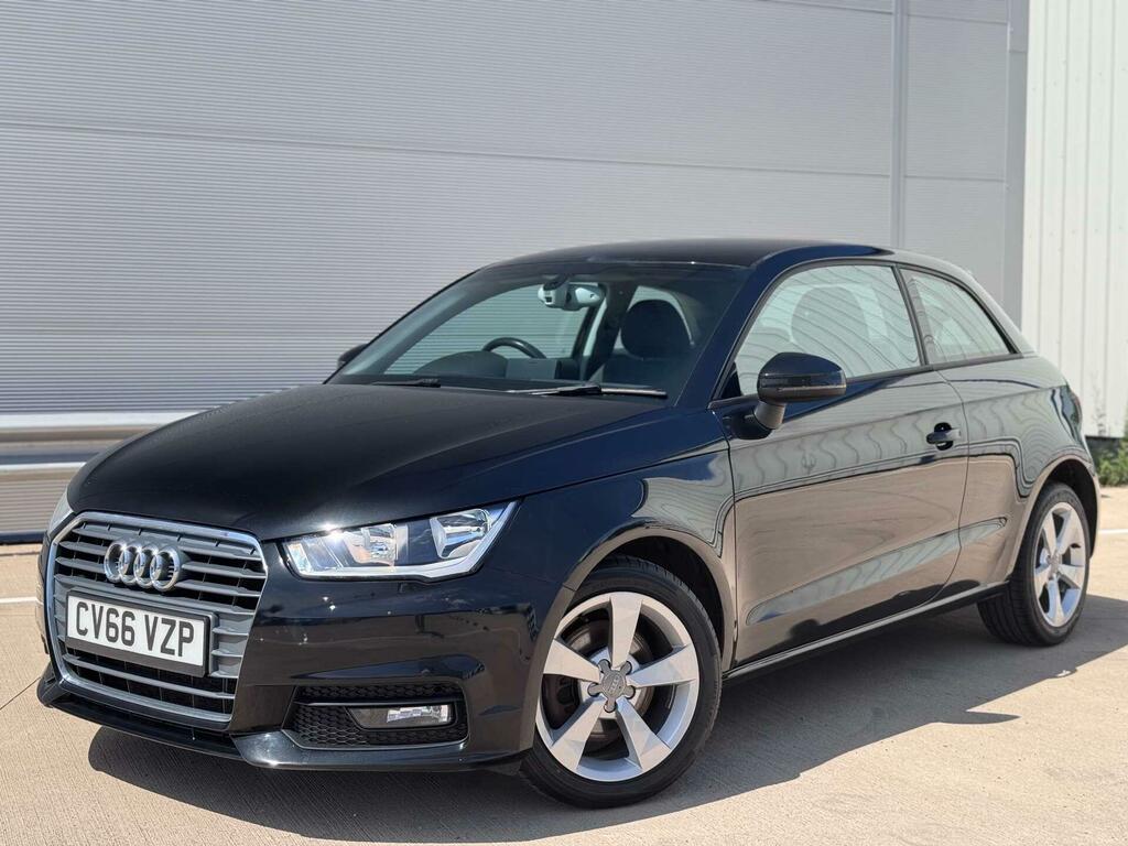 Audi A1 Sport Black #3