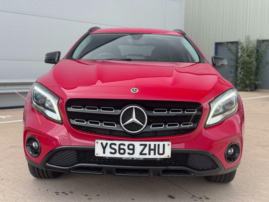 Mercedes-Benz GLA Class 1.6 Gla180 Urban Edition 7G-dct Euro 6 Ss YS69ZHU Red #2