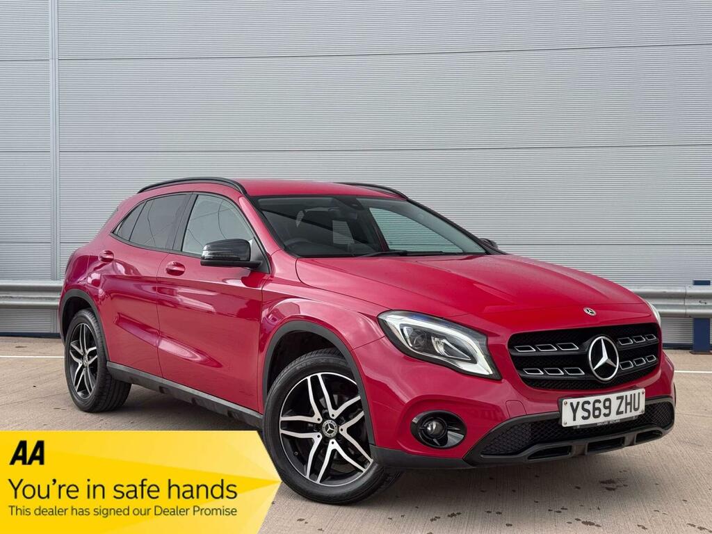Mercedes-Benz GLA Class 1.6 Gla180 Urban Edition 7G-dct Euro 6 Ss Red
