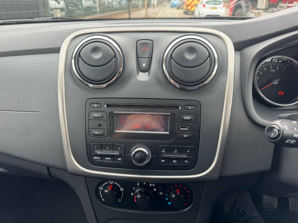 Dacia Sandero Stepway Laureate Red #14