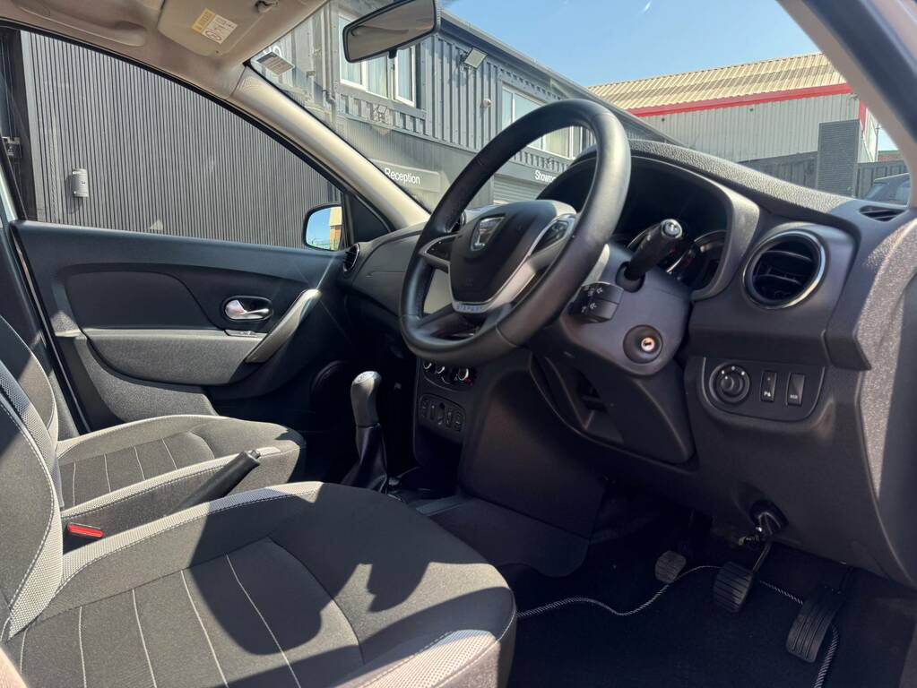Dacia Sandero Stepway 0.9 Tce Laureate Red #9