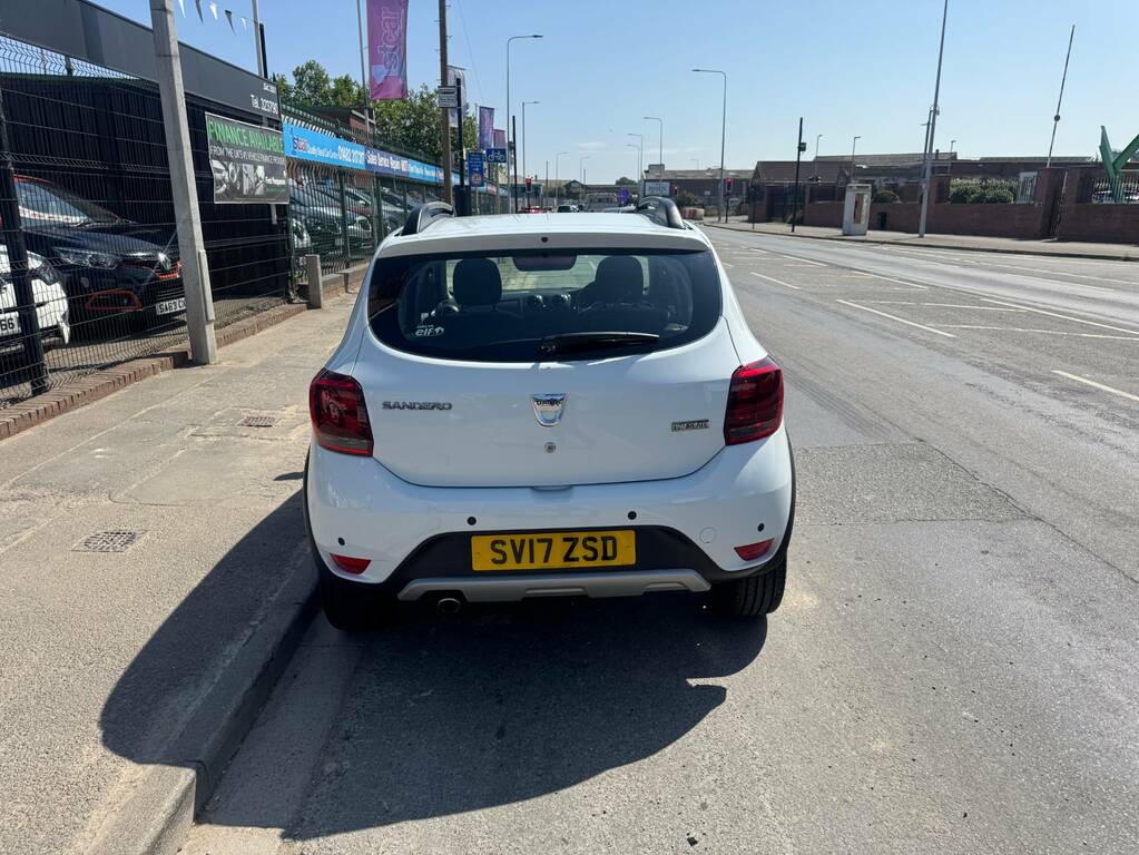 Dacia Sandero Stepway 1.5 Dci Laureate White #5