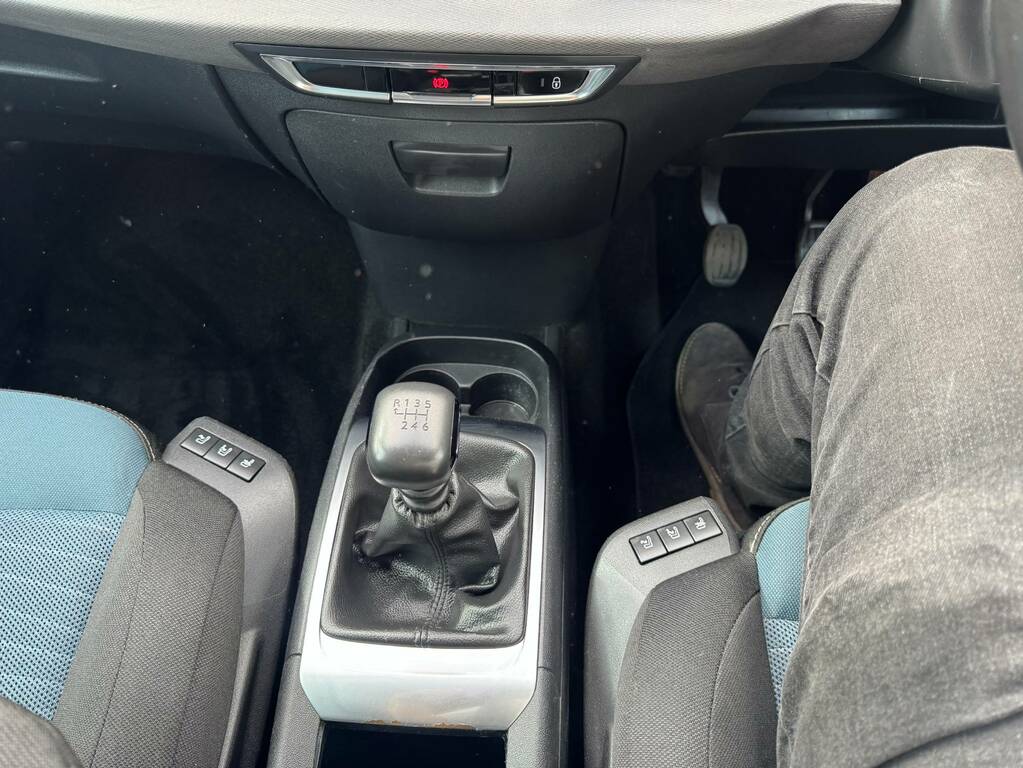 Citroen Grand C4 Picasso Mpv Red #14